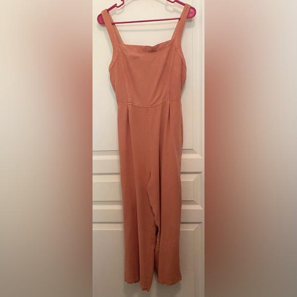 CJLA I Carly Jean Ames Square Neck Jumpsuit Tied Front or Back - Picture 2 of 7